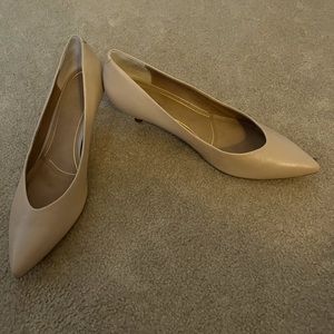 Vionic Women’s Kit Josie Kitten Heels